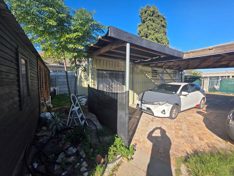 13 Bedroom Property for Sale in Klipkop Western Cape